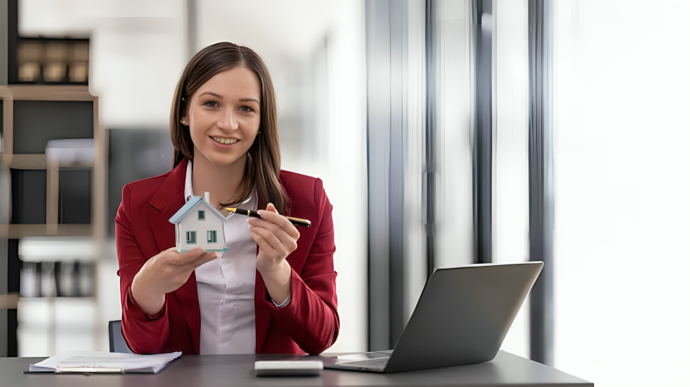 Rightmove Share Price