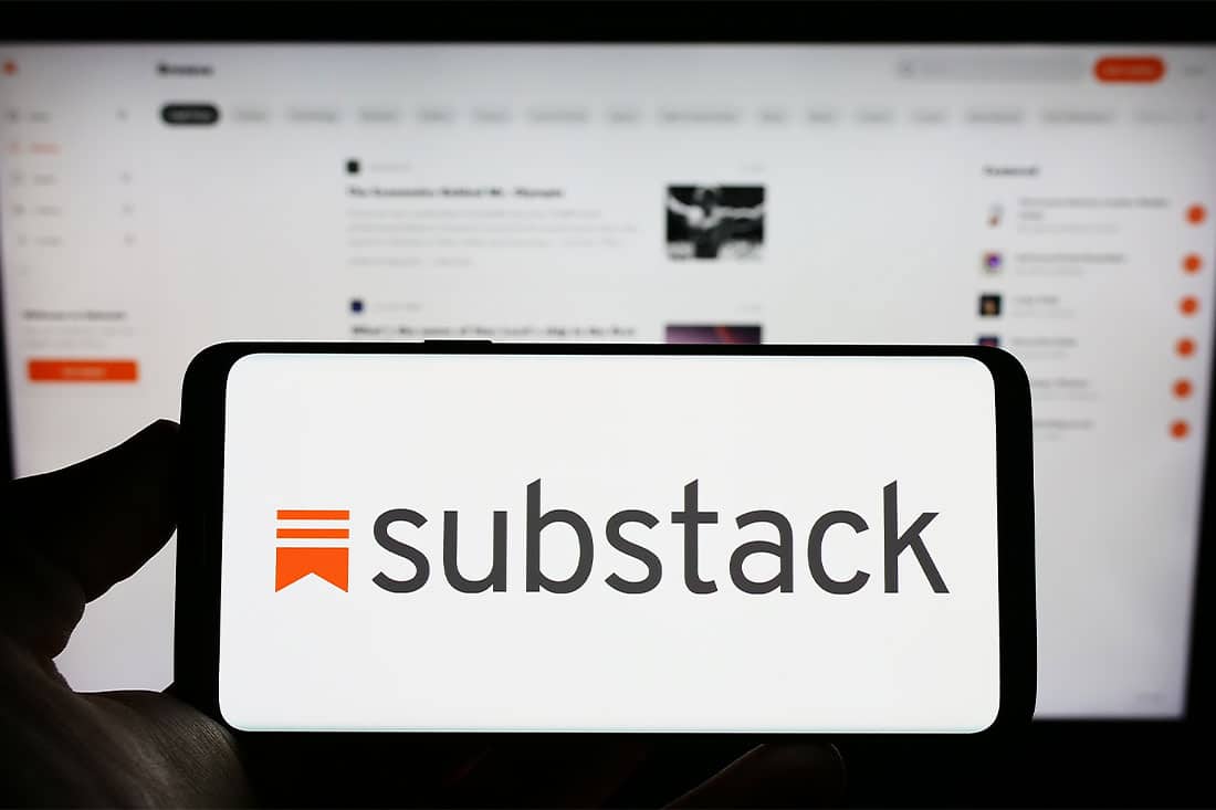 substack logo